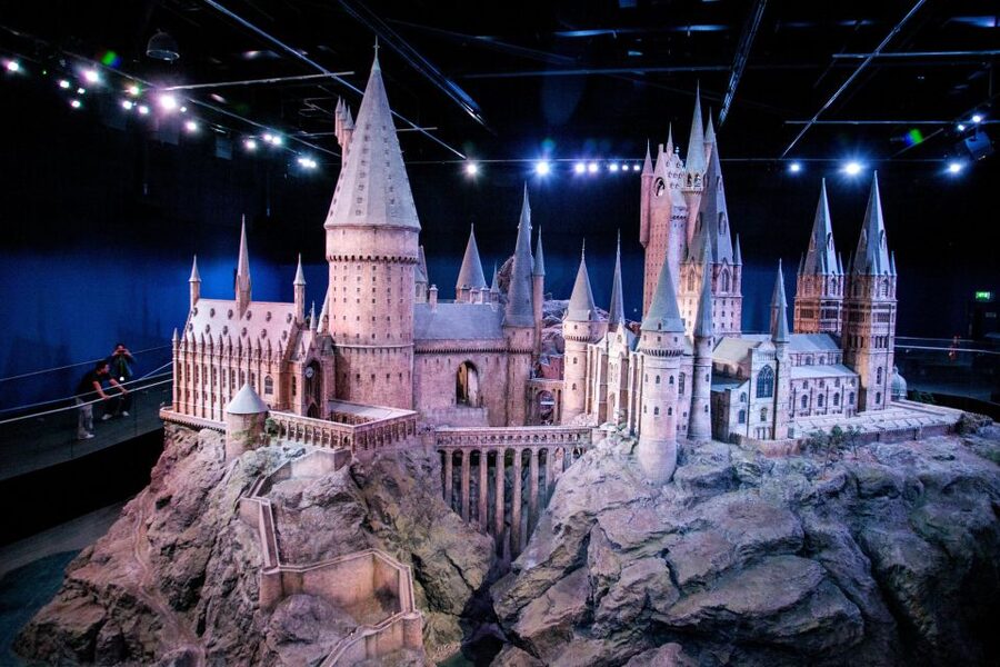 From London: Harry Potter Warner Bros Studio Tour - Seasonal Magic: Dark Arts and Hogwarts in the Snow