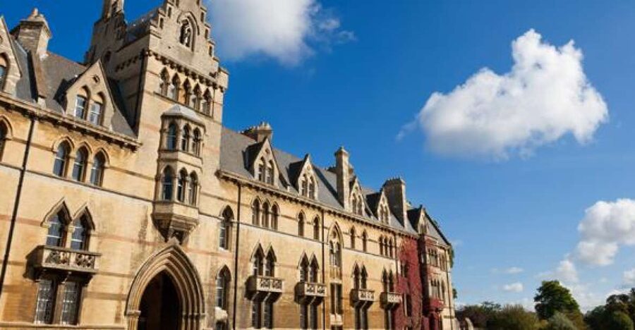 From London: Oxford, Stratford, Cotswolds & Warwick Castle - Oxford: college lanes and the city of dreaming spires