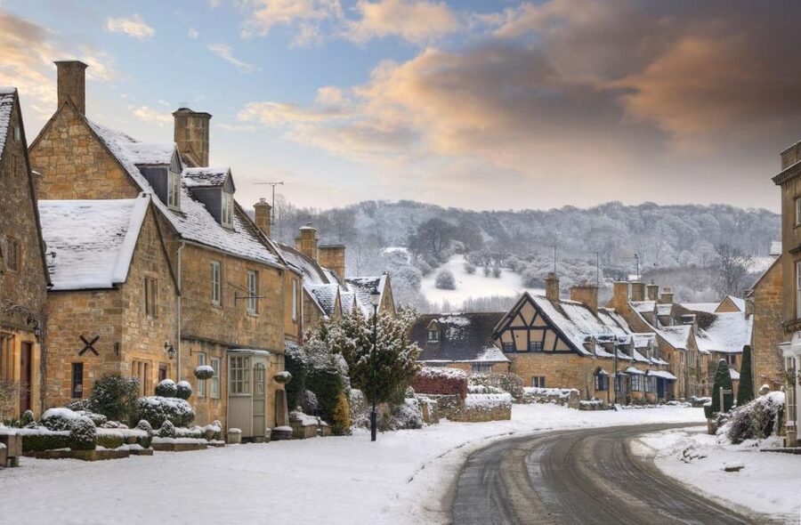 From London: Oxford, Stratford-upon-Avon, & Warwick Day Trip - The Cotswolds from the coach window