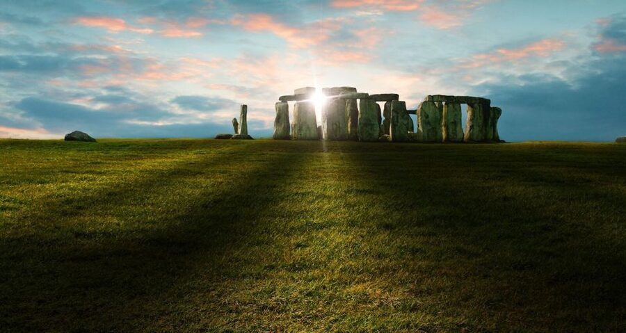 From London: Private Stonehenge Sunrise Viewing & Bath - Should you book the Stonehenge sunrise tour?