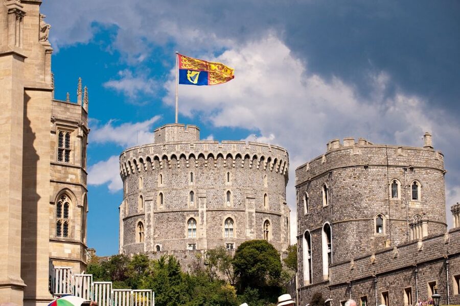 From London: Royal Windsor Afternoon Tour - St George’s Chapel deserves first choice