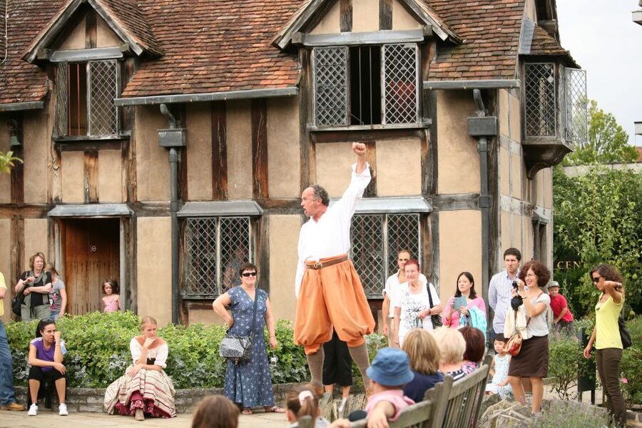 From London: Shakespeare's Stratford-upon-Avon Day Trip - Shakespeare’s New Place and the Value of Three Sites