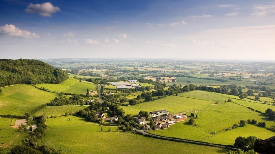 From London: Small Group Stonehenge, Bath & Cotswolds Tour - At a glance