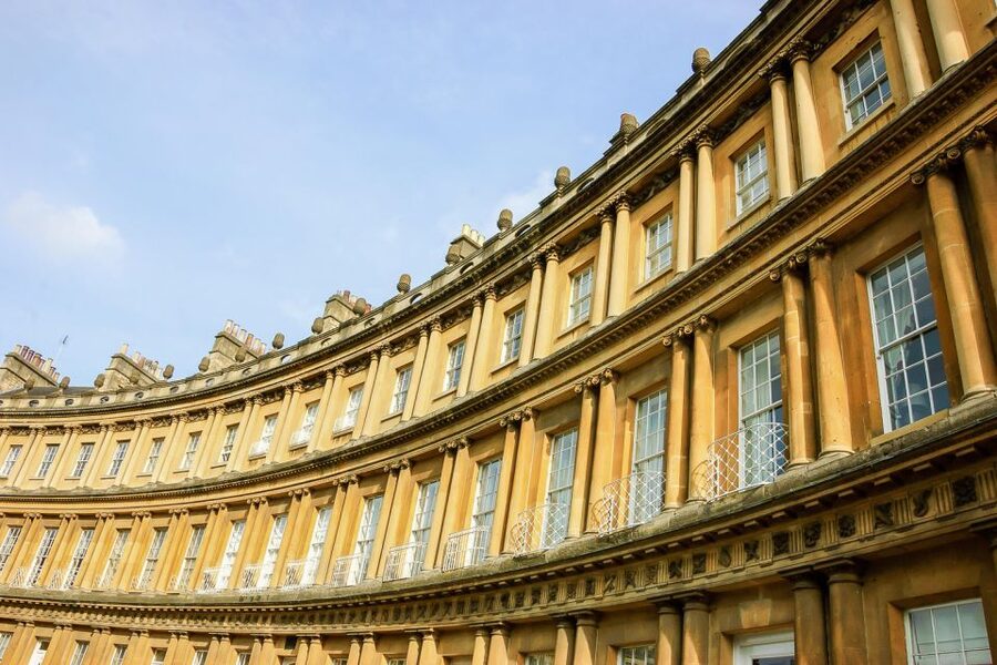 From London: Stonehenge and Bath Day Trip with Ticket - Stonehenge: ancient stones, modern visitor center