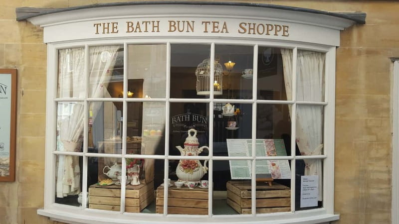 From London: Stonehenge and Bath Full-Day Tour with Guide - Leaving London from Earl’s Court
