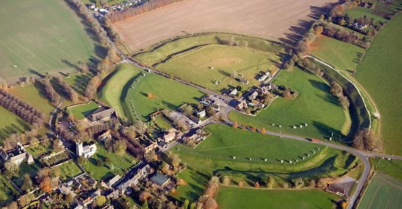 From London: Stonehenge & The Stone Circles of Avebury Tour - Key points to know before booking