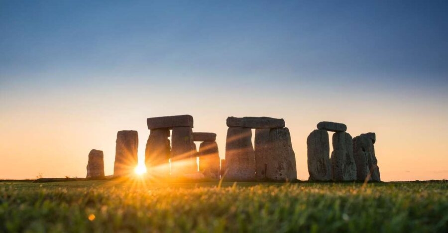 From London: Stonehenge, Windsor and Salisbury Guided Tour - Food, water, and the small things that matter