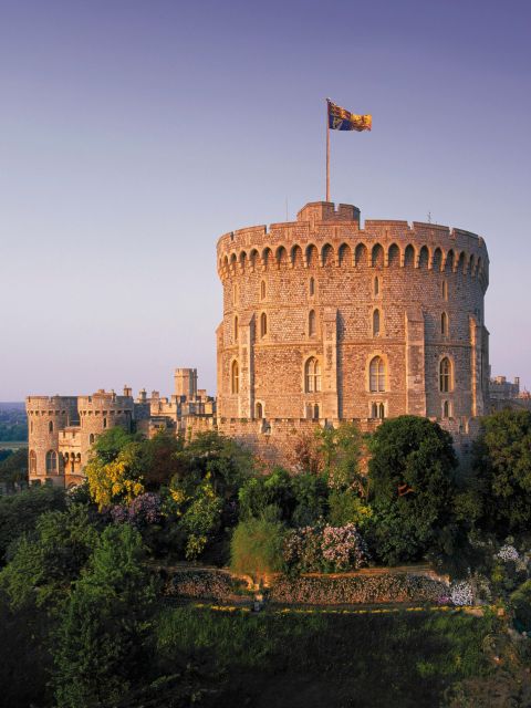 From London: Stonehenge & Windsor Tour - The coach ride to Windsor