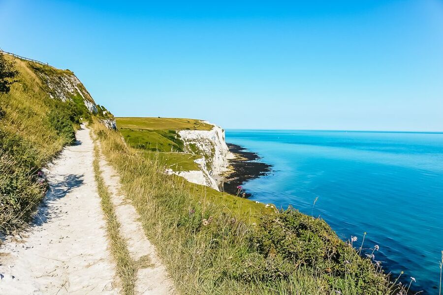 From London: White Cliffs of Dover and Canterbury Day Trip - The ride through Kent and the coffee stop