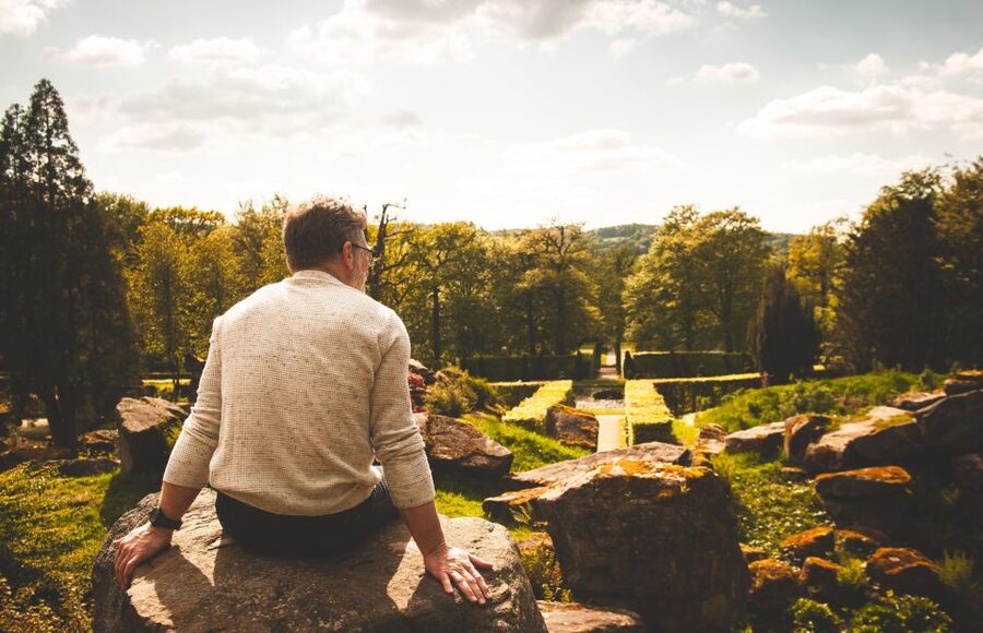 From Manchester: Chatsworth and the Peak District Tour - Transport, group size, and comfort