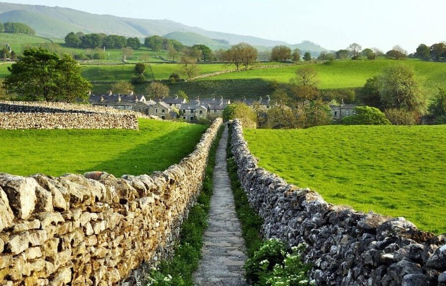 From Manchester: Dales and Brontë Country Small Group Tour - Why this Yorkshire day trip works