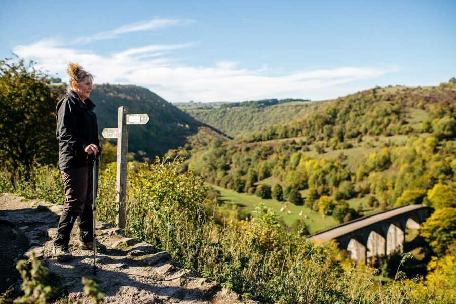From Manchester: Derbyshire and Peak District Day Trip - Who should take this trip?