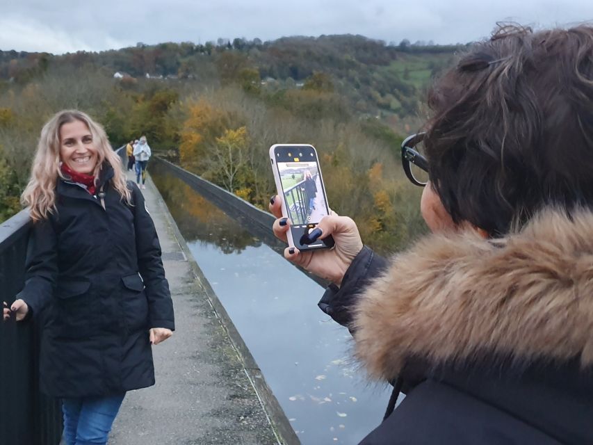 From Manchester: North Wales Sightseeing Adventure Day Trip - Conwy Castle and the medieval town walls