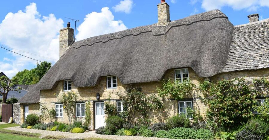From Oxford: Cotswolds Towns and Villages Small Group Tour - What $114 includes, and what it does not