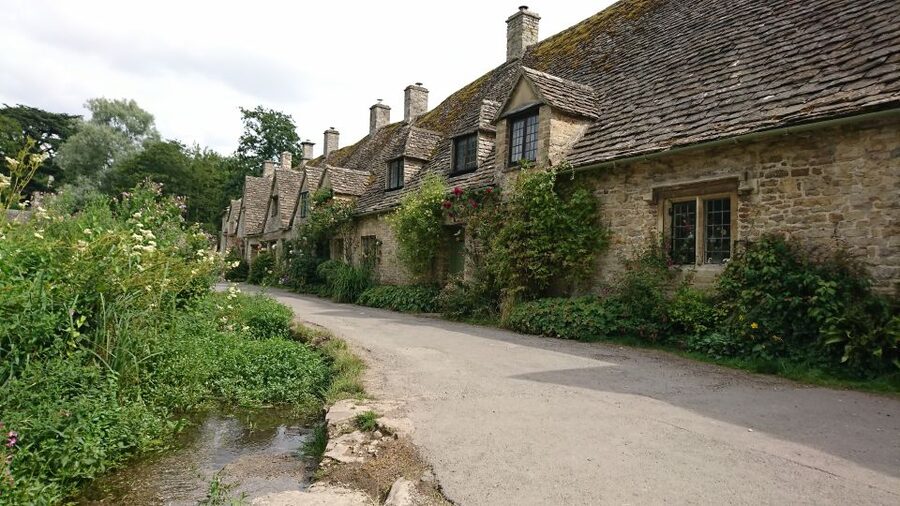From Stratford-on-Avon/Moreton-in-Marsh: Cotswolds Day Tour - The day at a glance