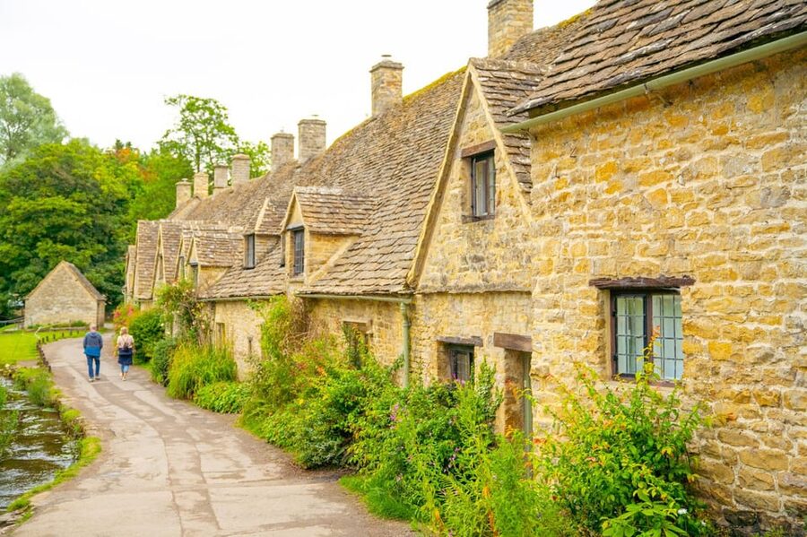 From Stratford-on-Avon/Moreton-in-Marsh: Cotswolds Day Tour - The secret stop adds a quieter Cotswold note
