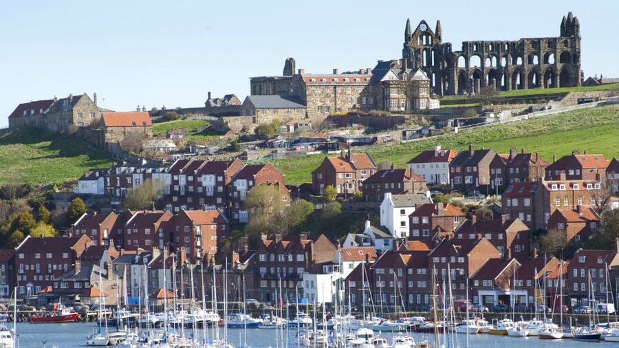 From York: Moors, Whitby, and the Yorkshire Steam Railway - Choosing between Whitby time and the steam railway