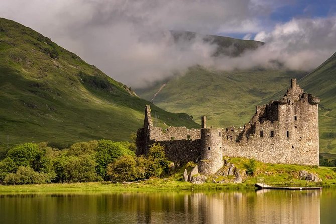 Full-Day Highland Lochs Glens and Castles Tour from Edinburgh - Nearly two hours in Inveraray