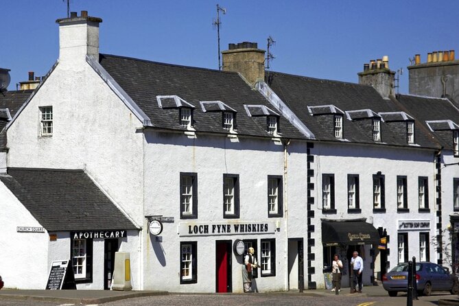 Full-Day Oban Castles and Glencoe Guided Tour from Glasgow - Kilchurn Castle is a photograph, not a visit