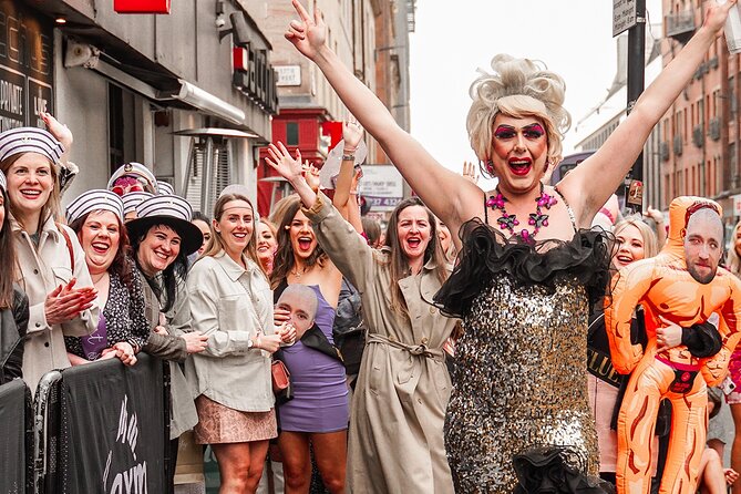 FunnyBoyz Liverpool - Drag Shows, Tributes, Brunches & Bar Crawls - Crystal, Sunny, and the value of a lively host