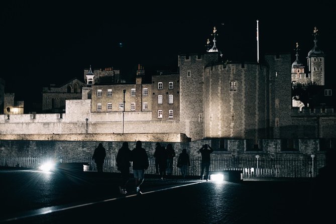 Ghost, Ghouls and Gallows Tour : Guided Tour with Boat Ride - What this London ghost tour is really like