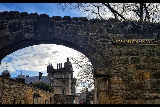Ghost Tour in Spanish - Key points at a glance