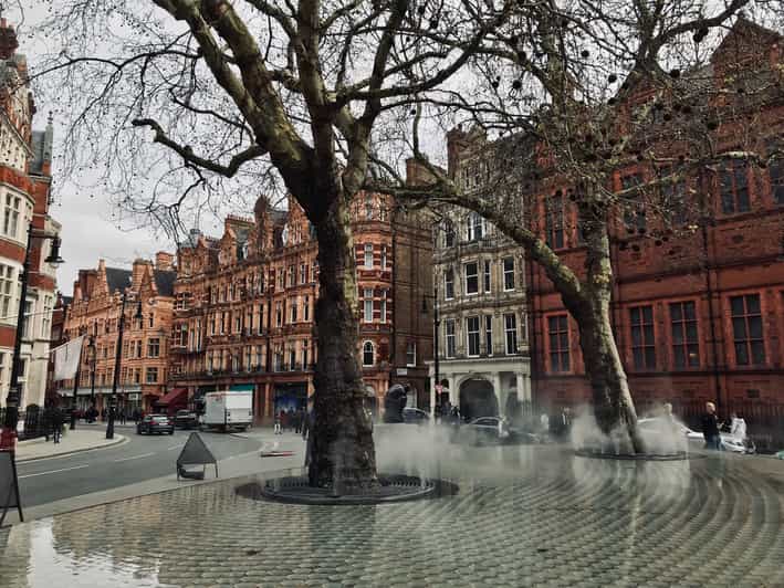 Ghosts and Legends of Mayfair Walking Tour - London - Why this ghost walk feels different from a standard London tour