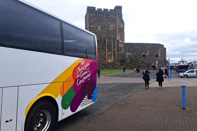 Giant's Causeway Day Tour and Belfast City Tour 1 Day Pass - Two days, two very different Northern Ireland experiences