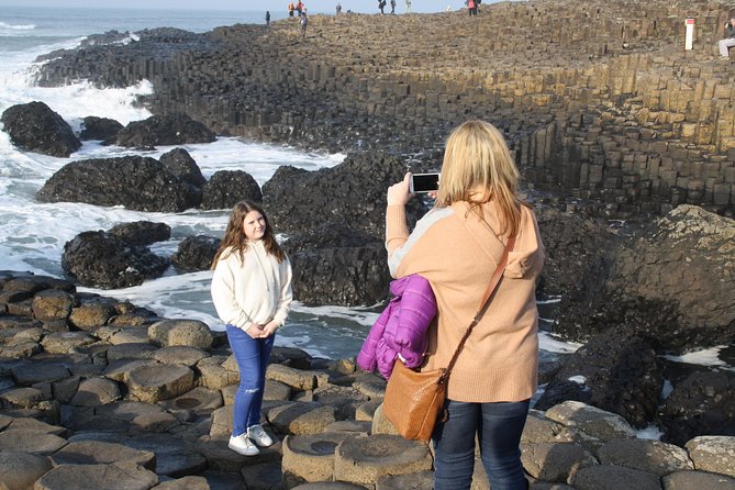 Giant's Causeway Day Tour and Belfast City Tour 1 Day Pass - Giant’s Causeway gives you the time you came for