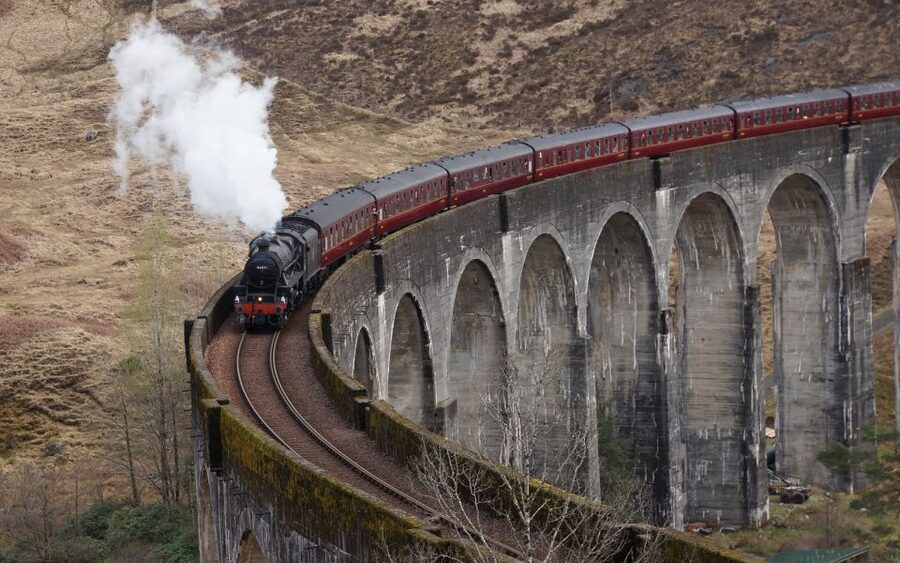 Glasgow: 2-Day Eilean Donan, Loch Ness & Glenfinnan Tour - Glengarry Viewpoint and the road to Eilean Donan