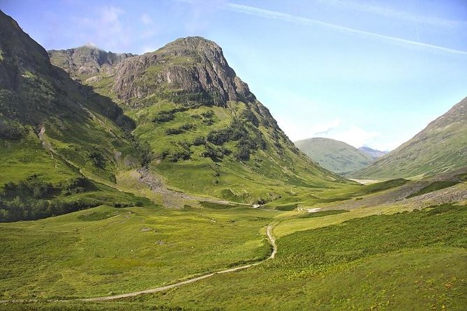 Glasgow: Loch Ness, Glencoe, and the Highlands Day Tour - The guide can make or break the long road sections
