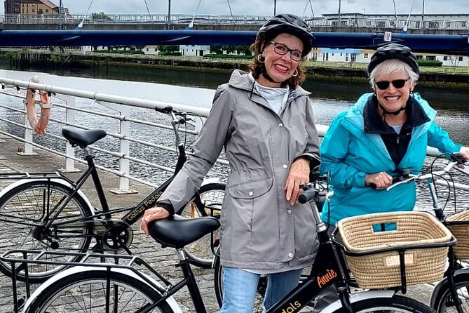 Glasgow Private Bike Tour: Highlights & Hidden Gems - Finnieston Crane and Glasgow’s working river