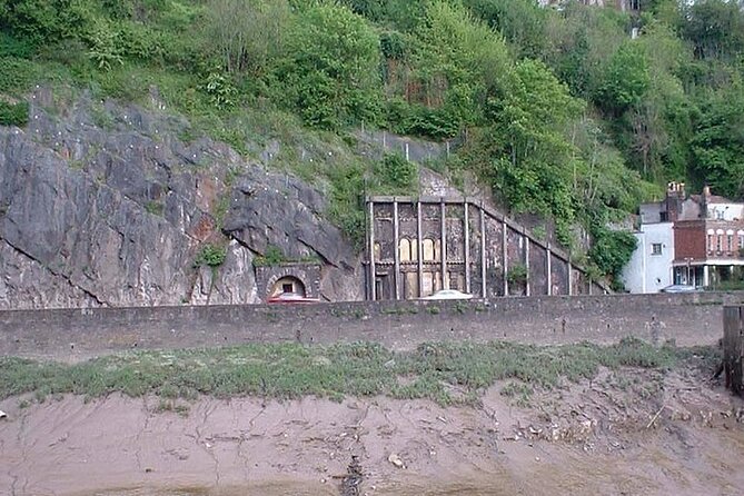 Guided Walking Tour Suspension Bridge Clifton Splendour & City. - Bristol Cathedral and College Green