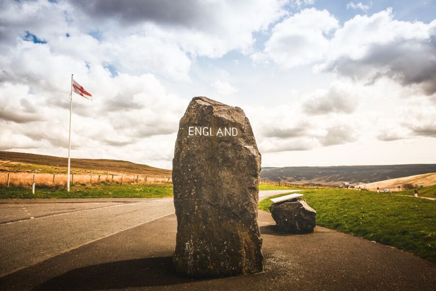 Hadrian's Wall & Roman Britain 1-Day Tour from Edinburgh - Guides, minibus comfort, and group size