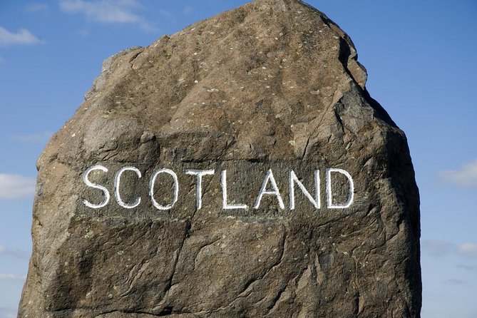 Hadrian's Wall & The Borders Tour from Edinburgh Incl. Admission - Carter Bar and the Scotland-England border
