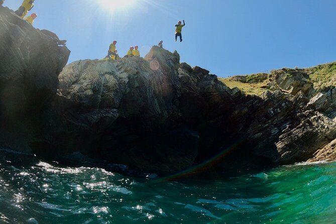 Half-Day Coasteering in Newquay Cornwall - The guides make the difference