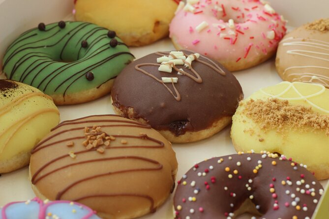 Handcrafted Donuts & Tea: Brighton's Artisan Sweet Treat Tour - Pace, Group Size, and Practical Comfort