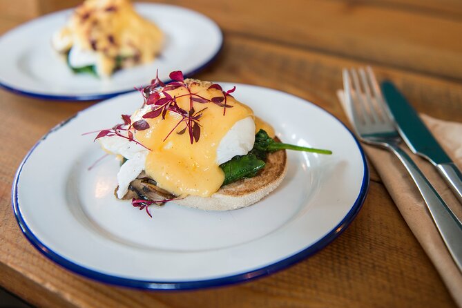 Harrogate Walking Food Tour - Five stops, with room for local stories