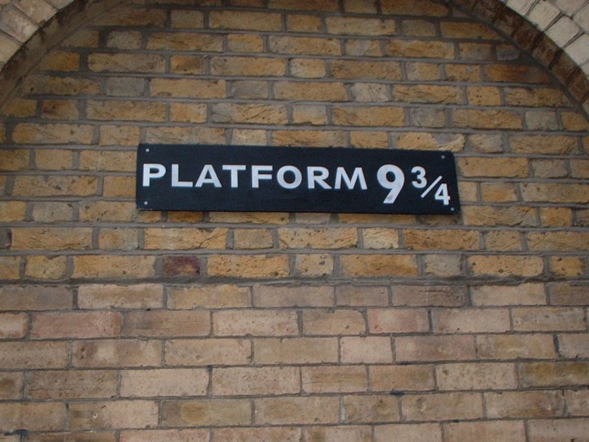 Harry Potter film locations Tour in London - What the guides add