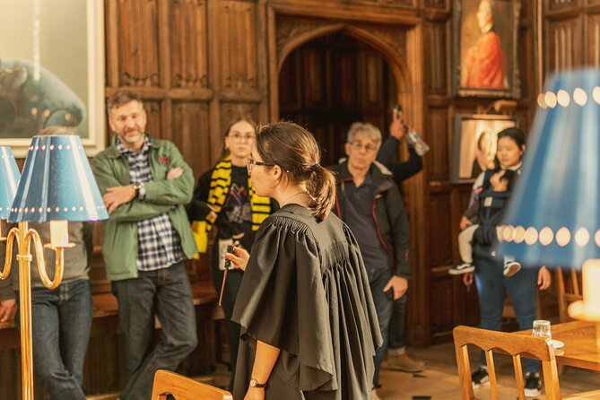 Harry Potter Walking Tour of Oxford Including New College - The quiz keeps the 90-minute walk lively