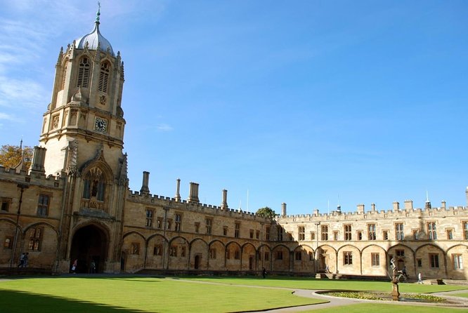Harry Potter Walking Tour of Oxford Including New College - Clarendon Building and Oxford’s old ideas about magic