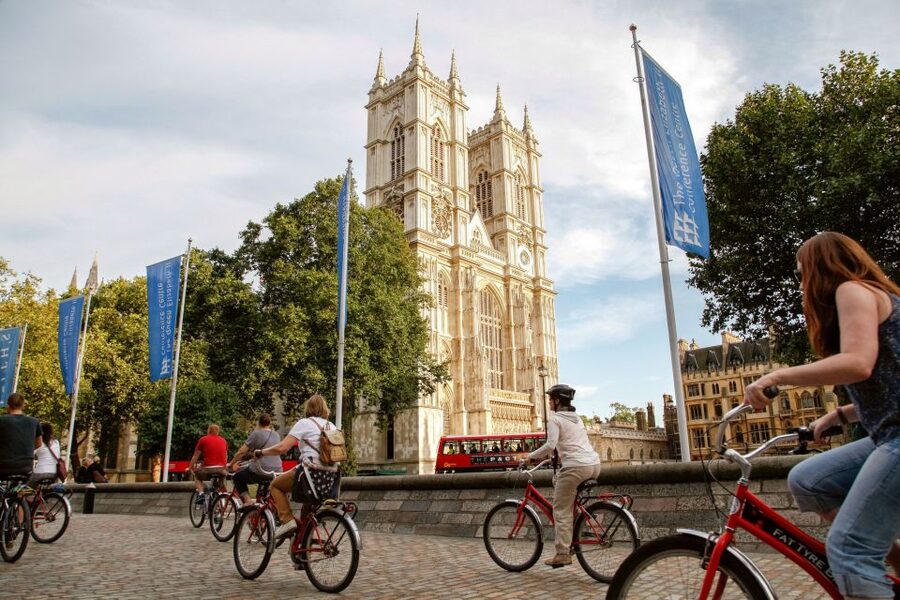 Highlights of Royal London Bike Tour (3 Hours) - Who should book this ride
