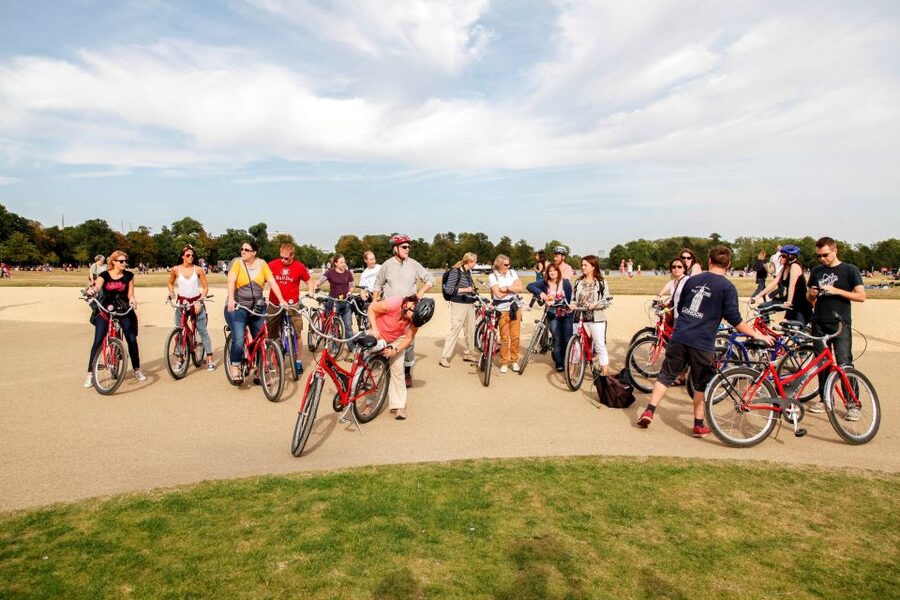 Highlights of Royal London Bike Tour (3 Hours) - Bikes, safety, and the real level of effort
