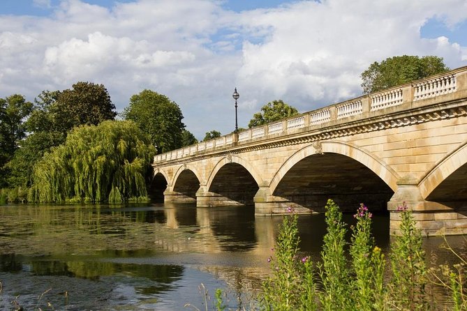 Highlights of Royal London Bike Tour including Hyde Park - Key points at a glance