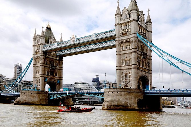 Iconic Sights of London: High-Speed Boat Trip - HMS Belfast and London Bridge