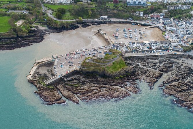 Ilfracombe Harbour Ghost Tour - Group size, families, and mobility