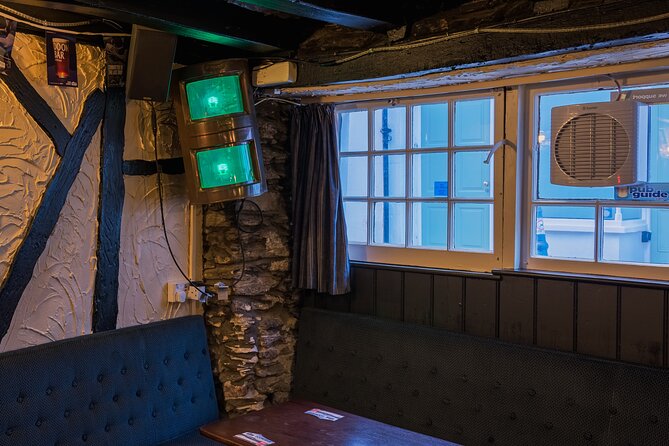 Ilfracombe Harbour Ghost Tour - Eight stops through Ilfracombe’s oldest streets