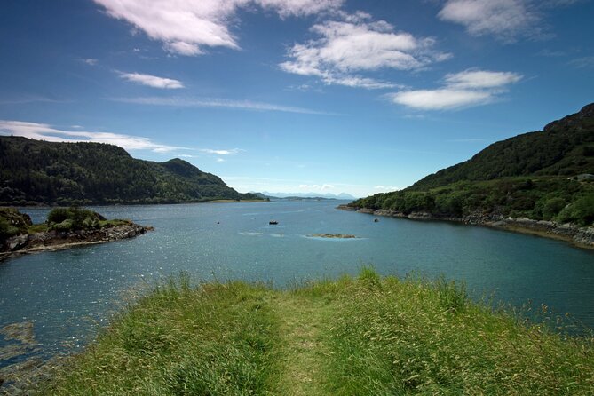 Inverness: 2-Day Isle of Skye, The Fairy Pools & Highland Castles - Walking to the Fairy Pools