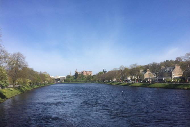 Inverness Bike Tour a 2 hours guided bike tour around the Waterways of Inverness - Riding through the Ness Islands
