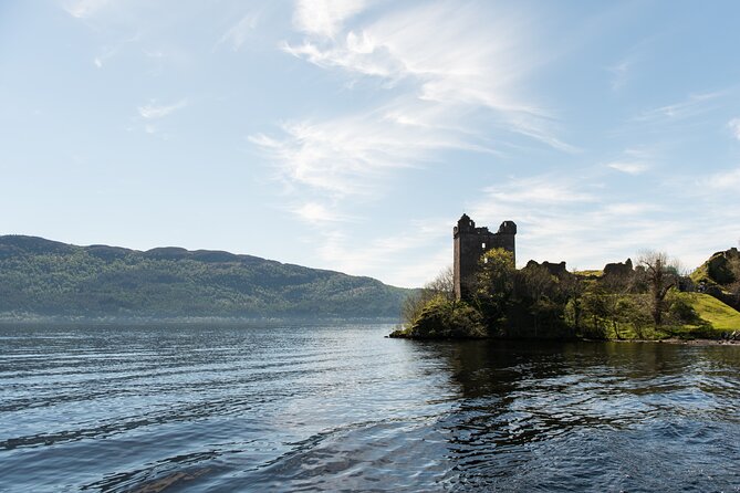 Inverness: Loch Ness & The Highlands - Urquhart Castle and the first Loch Ness view